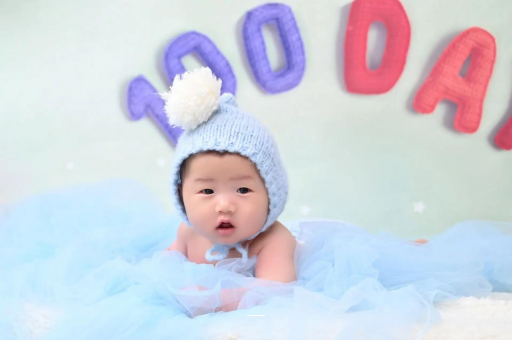 菏泽四个月宝宝会翻身 菏泽四个月宝宝会翻身